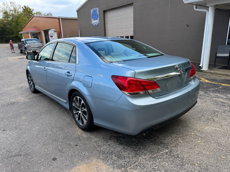 Toyota Avalon Limited 2011 Toyota Avalon Limited 2011