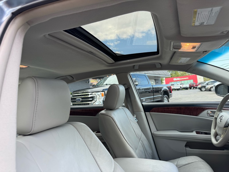 Toyota Avalon Limited 2011 Toyota Avalon Limited 2011