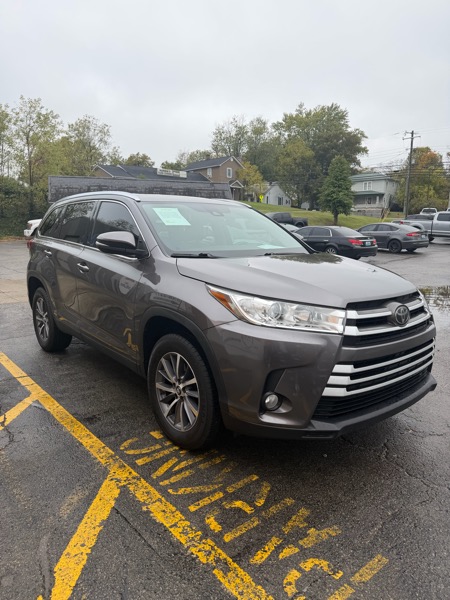 Toyota Highlander XLE Nav FWD V6 2019 Toyota Highlander XLE Nav FWD V6 2019