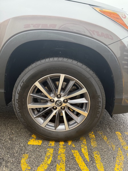 Toyota Highlander XLE Nav FWD V6 2019 Toyota Highlander XLE Nav FWD V6 2019