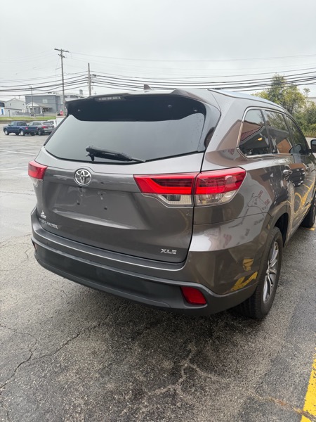 Toyota Highlander XLE Nav FWD V6 2019 Toyota Highlander XLE Nav FWD V6 2019