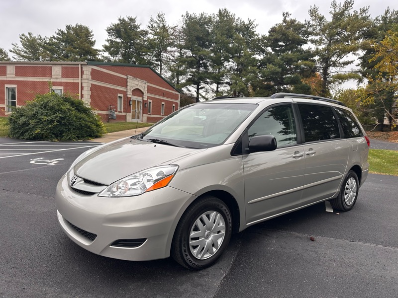 Toyota Sienna LE FWD 8-Passenger Seating 2008 Toyota Sienna LE FWD 8-Passenger Seating 2008