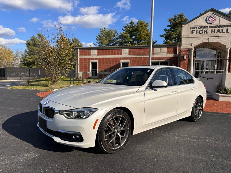 2018 BMW 3-Series 330i xDrive Sedan