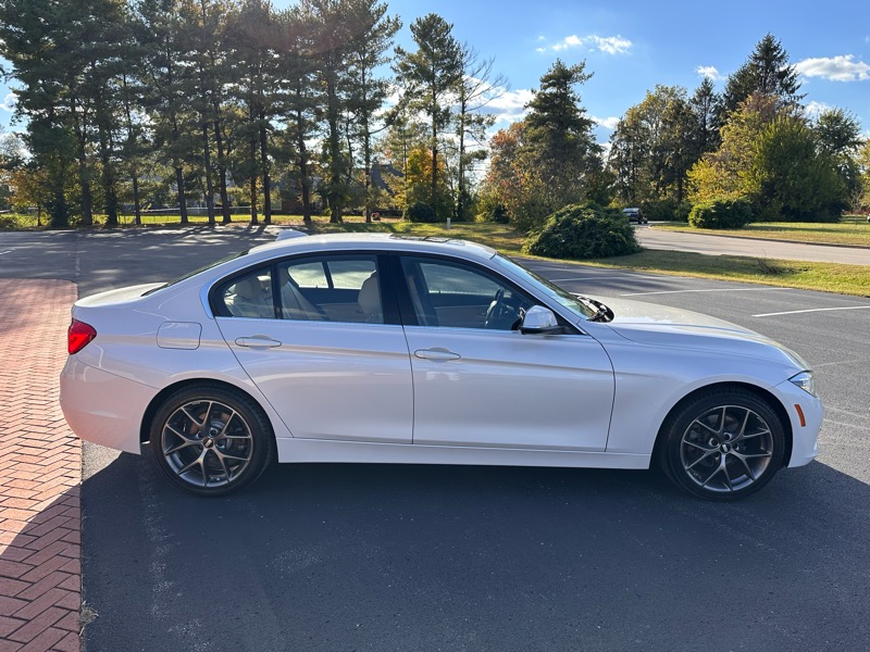 BMW 3-Series  2018 BMW 3-Series  2018