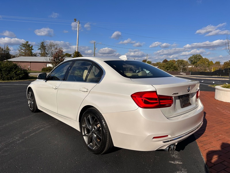 BMW 3-Series  2018 BMW 3-Series  2018