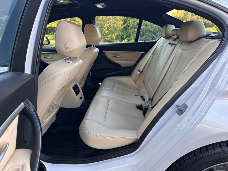 BMW 3-Series  2018 BMW 3-Series  2018