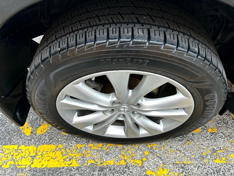 Toyota RAV4 Limited AWD 2013