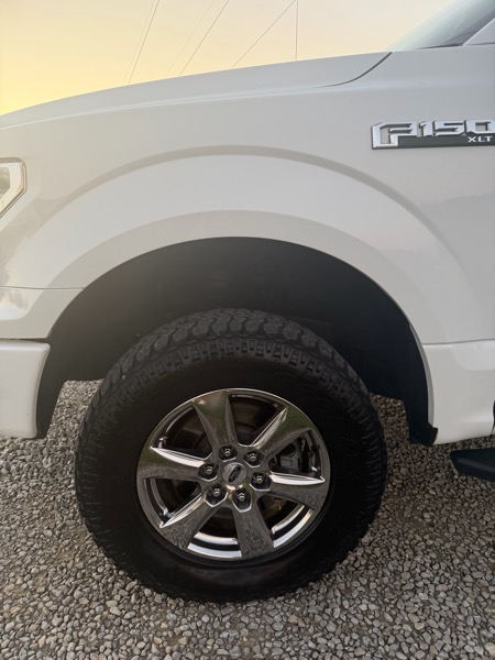 2018 Ford F-150 XLT photo 2