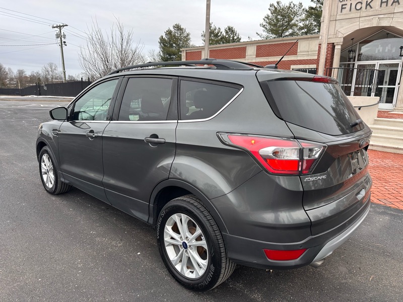 Ford Escape SE FWD 2017