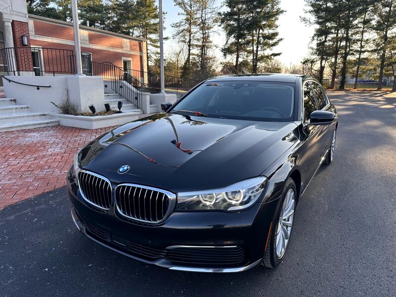 BMW 7-Series 740i xDrive 2019