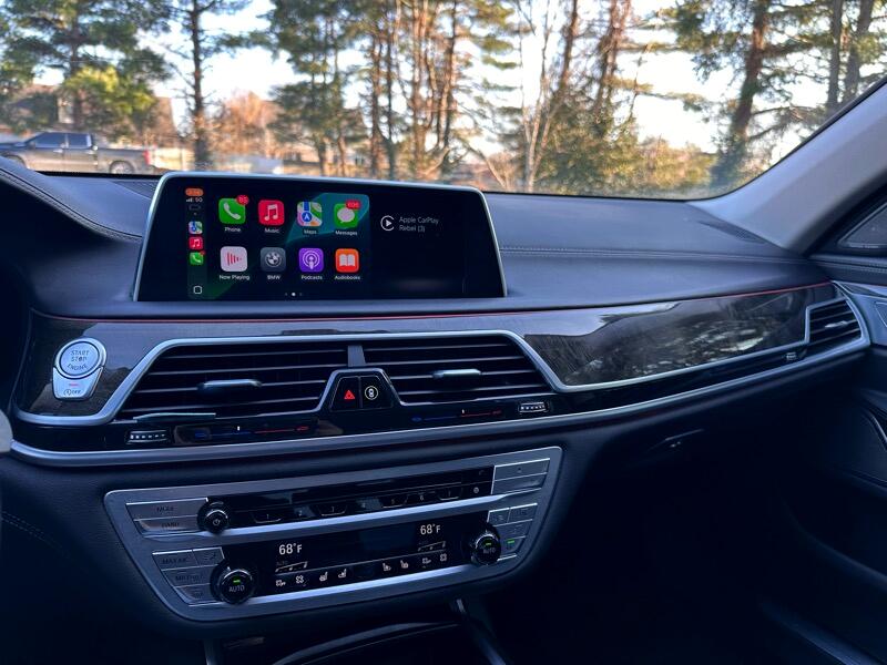 BMW 7-Series 740i xDrive 2019