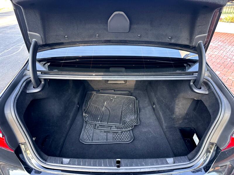 BMW 7-Series 740i xDrive 2019