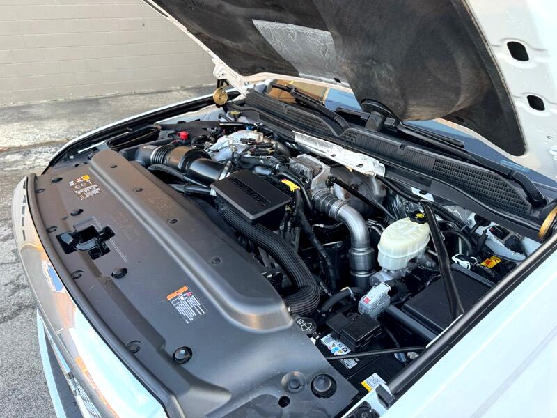 GMC Sierra 2500HD Denali Crew Cab 4WD 2017