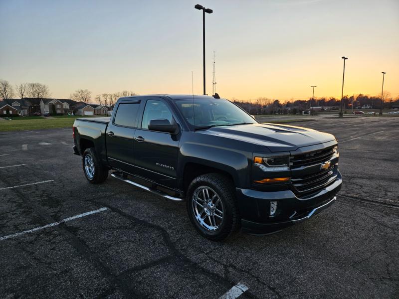 Chevrolet Silverado 1500 LT Crew Cab 4WD 2017
