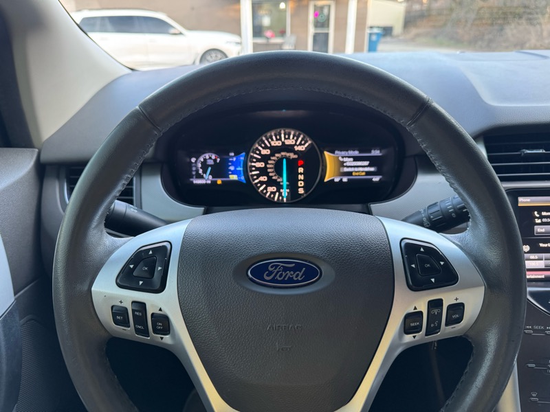 Ford Edge SEL FWD 2013