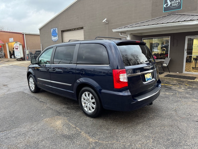 Chrysler Town & Country Touring 2016
