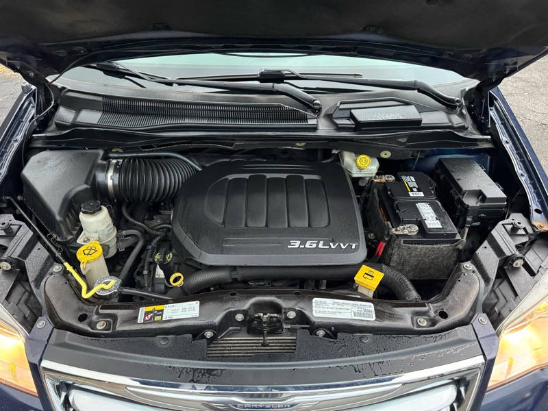 Chrysler Town & Country Touring 2016