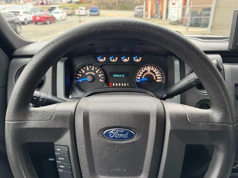 Ford F-150 XL Reg. Cab 2WD 2014