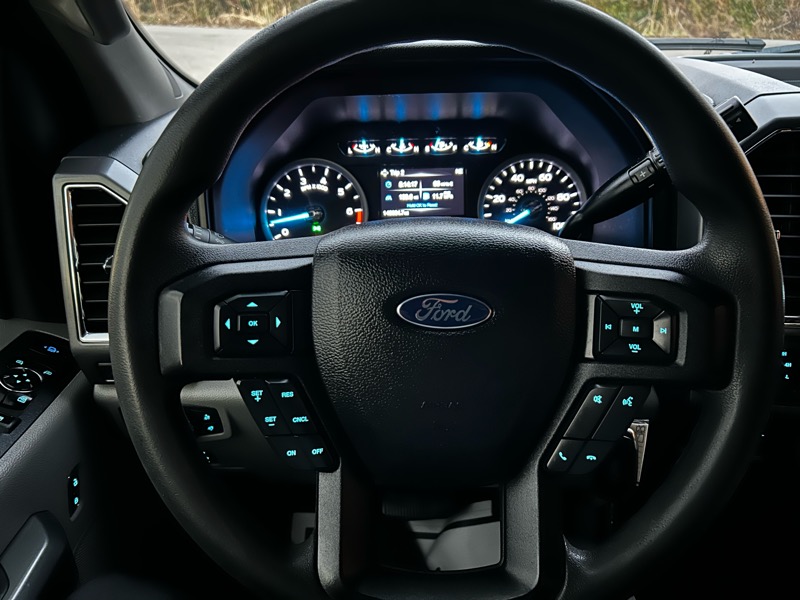 Ford F-250 SD XLT Crew Cab 4WD 2017