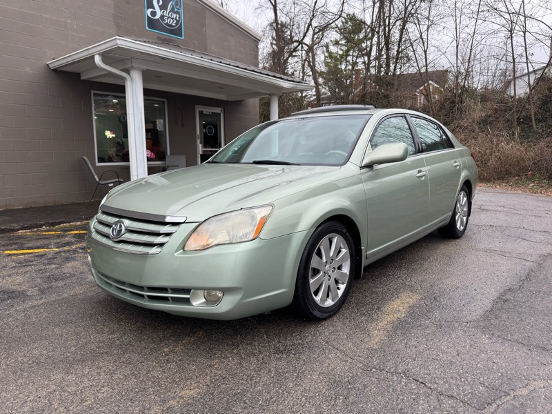Toyota Avalon XLS 4D Sedan 2006