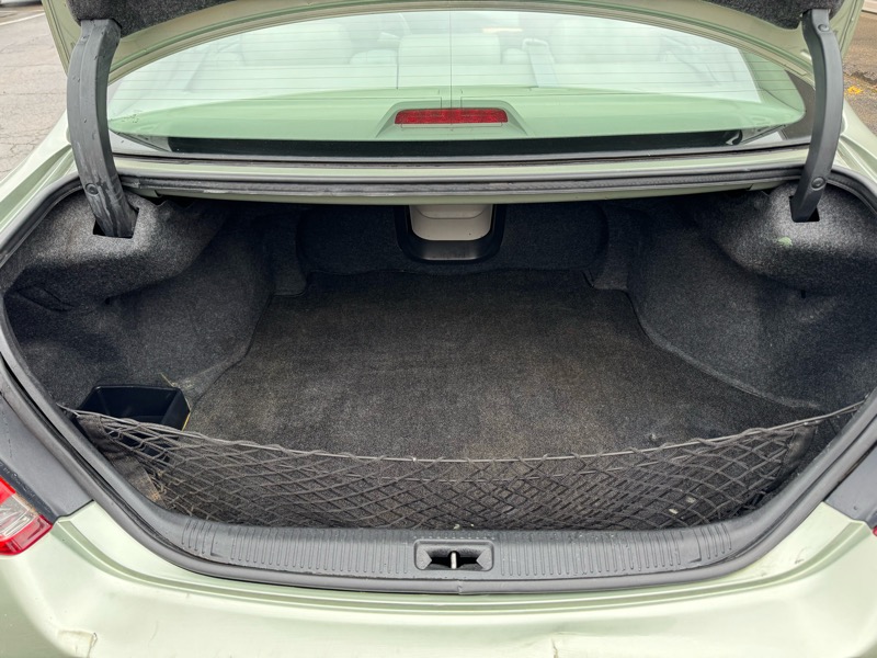 Toyota Avalon XLS 4D Sedan 2006