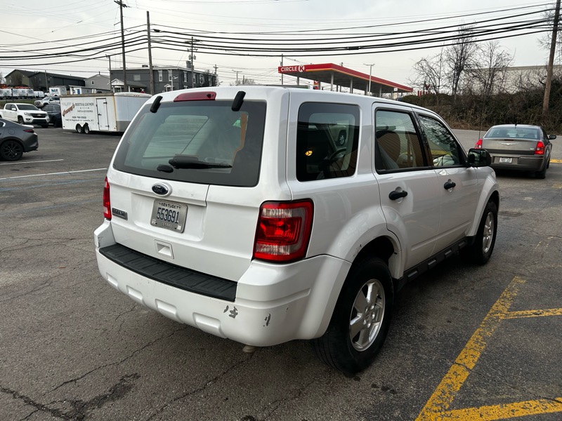 Ford Escape XLS FWD 2011