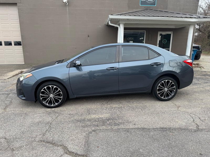 Toyota Corolla S Premium CVT 2016
