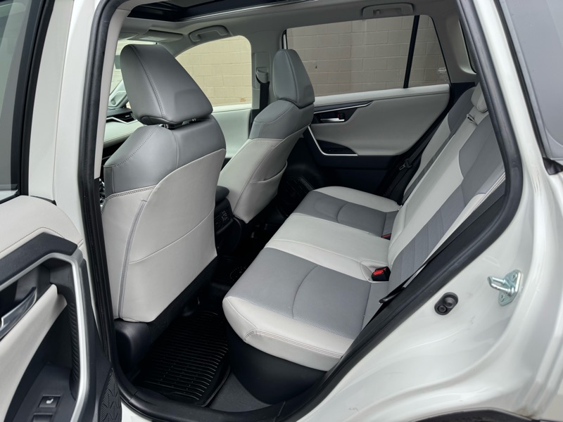 Toyota RAV4 Hybrid Limited 2019