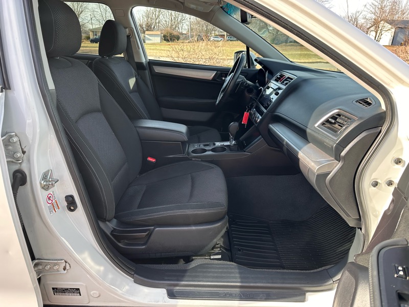 Subaru Outback 2.5i Premium 2017