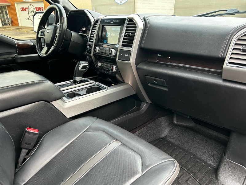 Ford F-150 Platinum SuperCrew 5.5-ft. Bed 4WD 2016