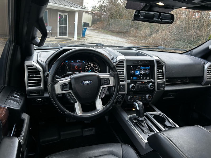 Ford F-150 Platinum SuperCrew 5.5-ft. Bed 4WD 2016
