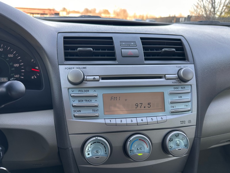 Toyota Camry LE 2008