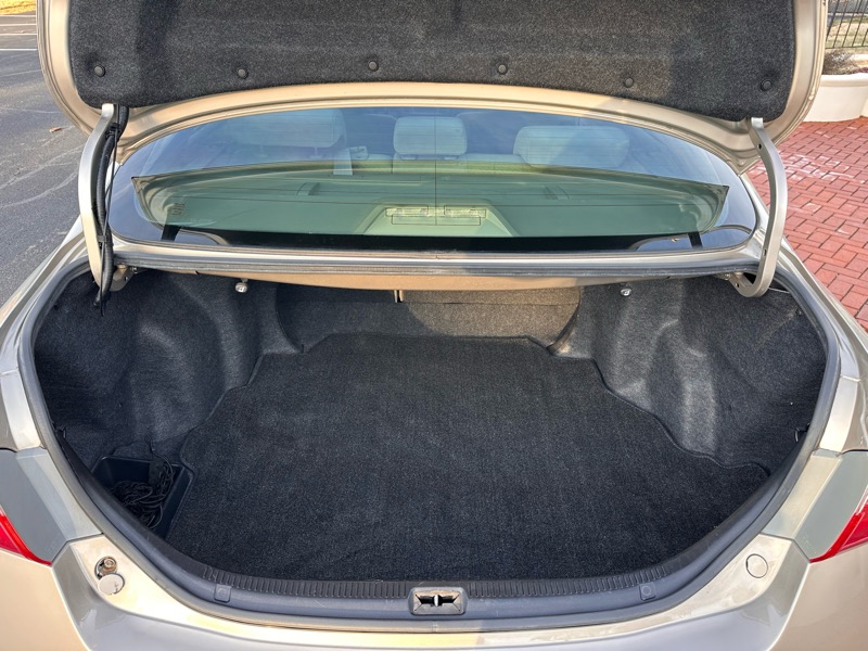 Toyota Camry LE 2008