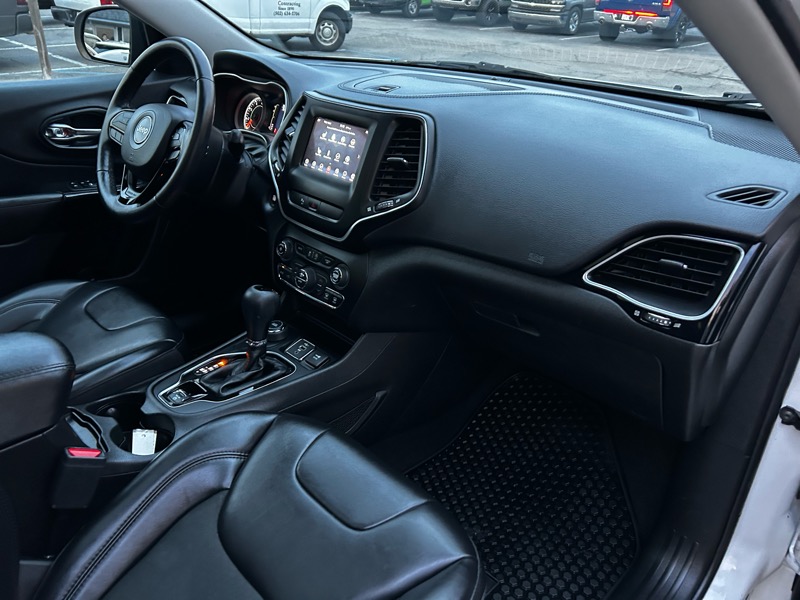 Jeep Cherokee Latitude Plus 4WD 2019