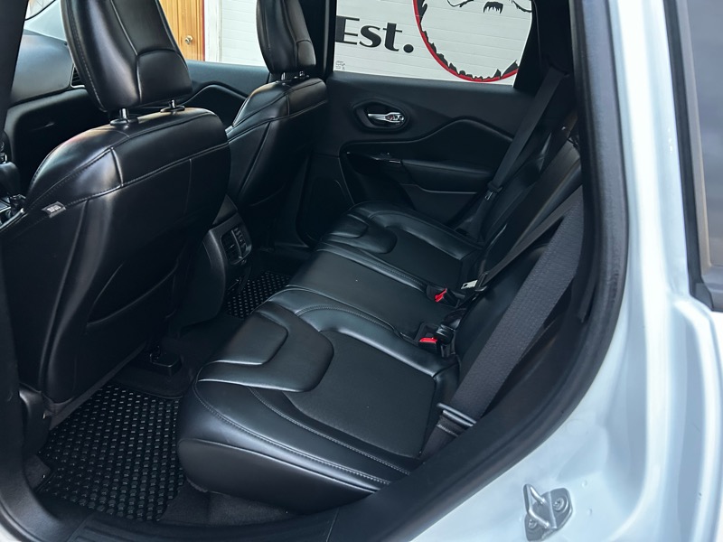 Jeep Cherokee Latitude Plus 4WD 2019