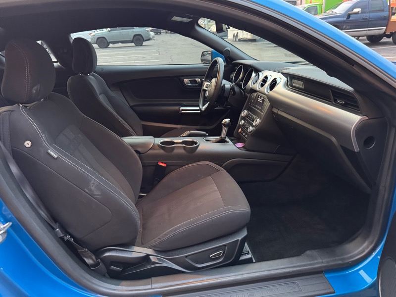 Ford Mustang GT Premium Coupe 2019