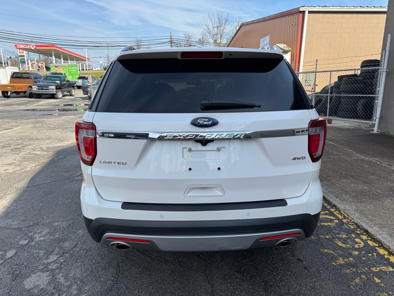 Ford Explorer Limited 4WD 2017