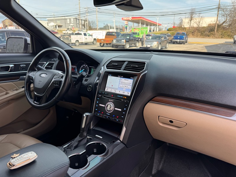 Ford Explorer Limited 4WD 2017