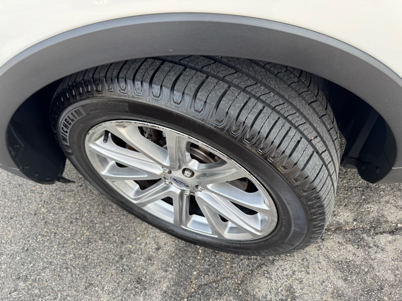 Ford Explorer Limited 4WD 2017