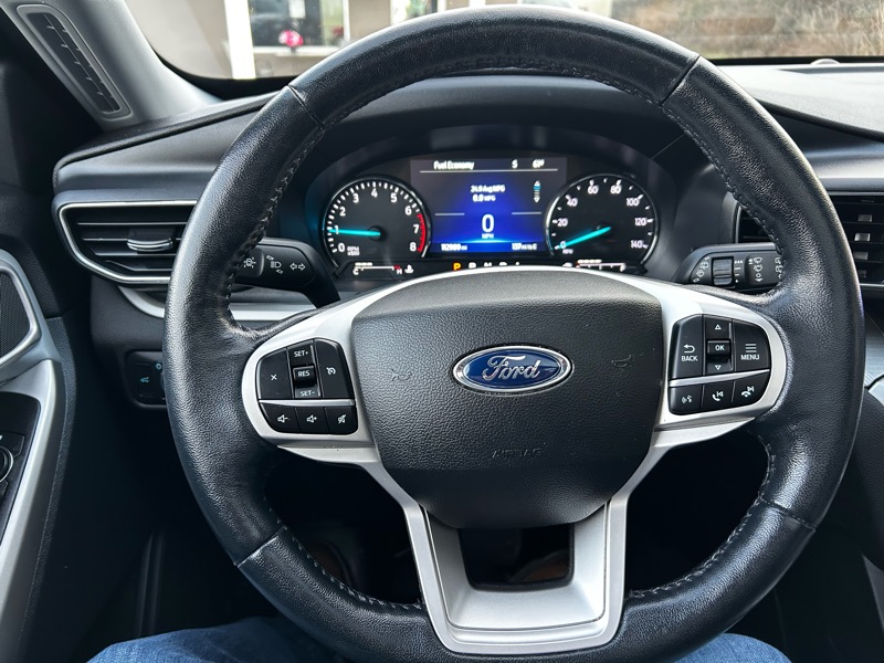 Ford Explorer XLT 2022
