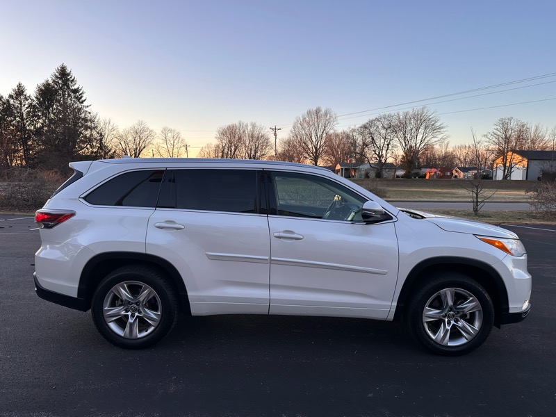Toyota Highlander  2016