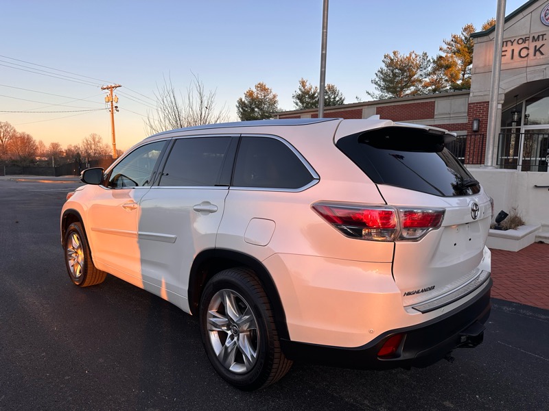 Toyota Highlander  2016