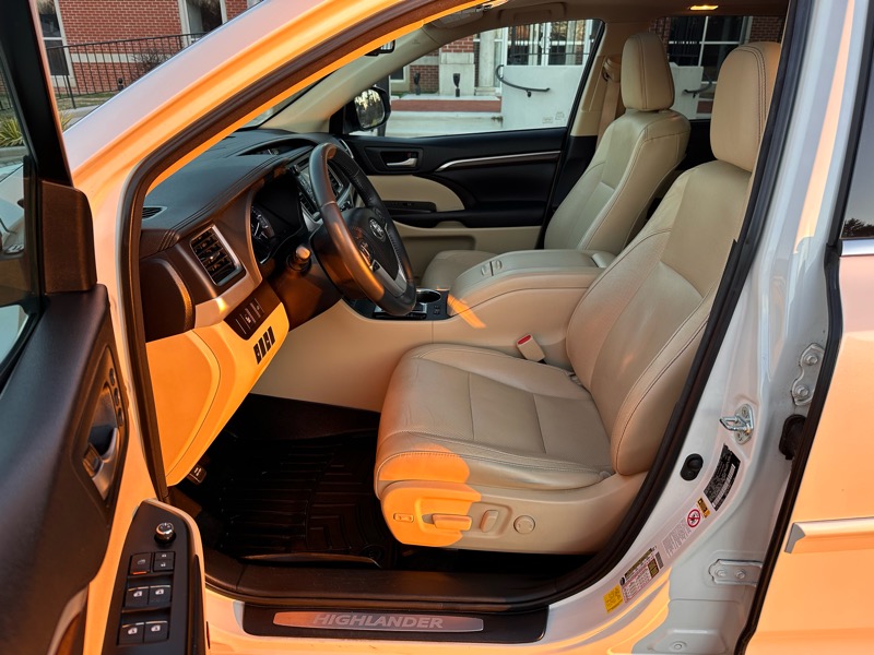 Toyota Highlander  2016