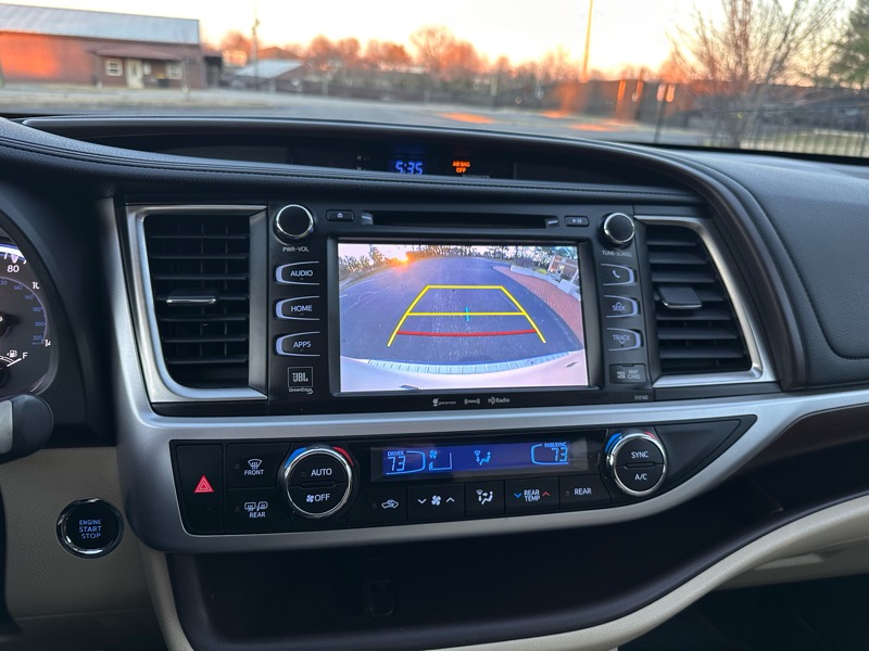 Toyota Highlander  2016