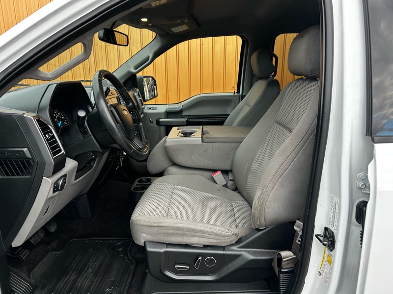 Ford F-150 XLT SuperCrew 4WD 2016