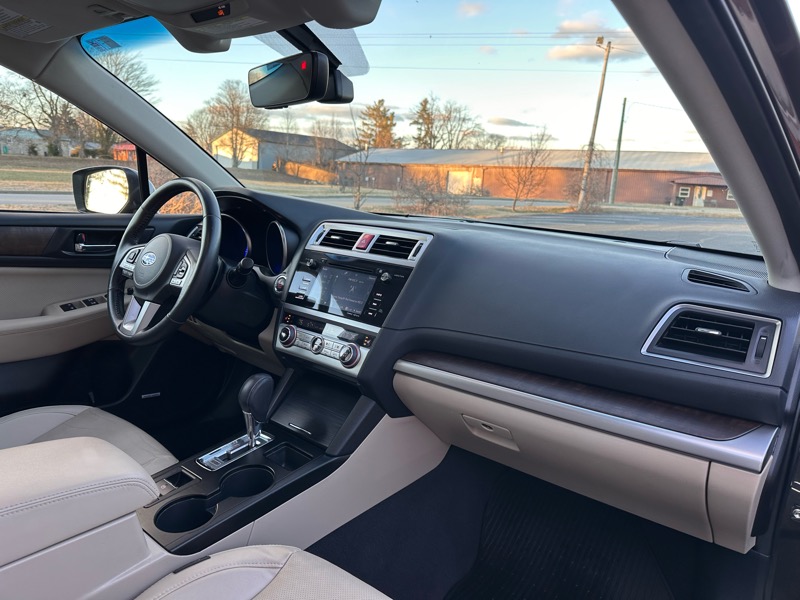 Subaru Outback  2017