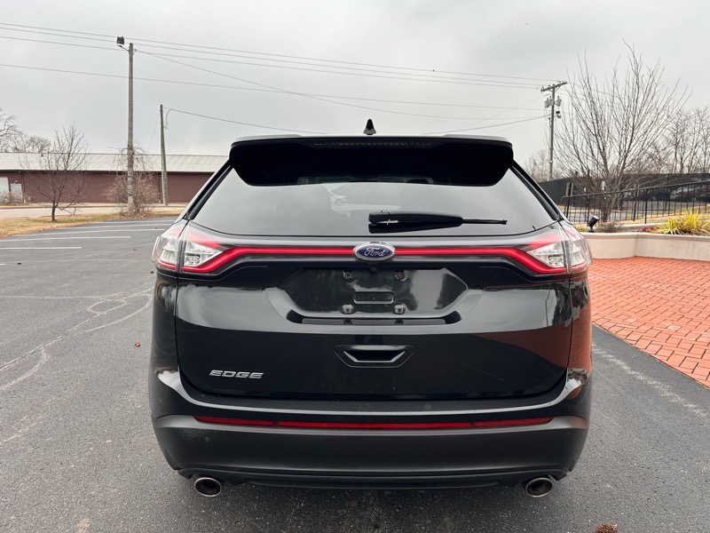 Ford Edge SE FWD 2015