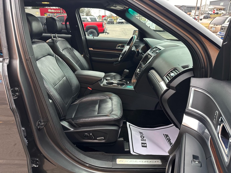 Ford Explorer Limited 4WD 2016