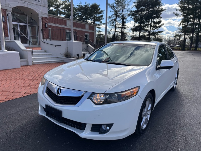 Acura TSX 5-Speed AT with Tech Package 2009