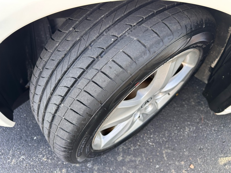 Acura TSX 5-Speed AT with Tech Package 2009